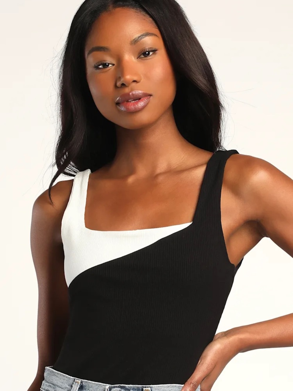 Style Synergy Black and White Ribbed Color Block Bodysuit